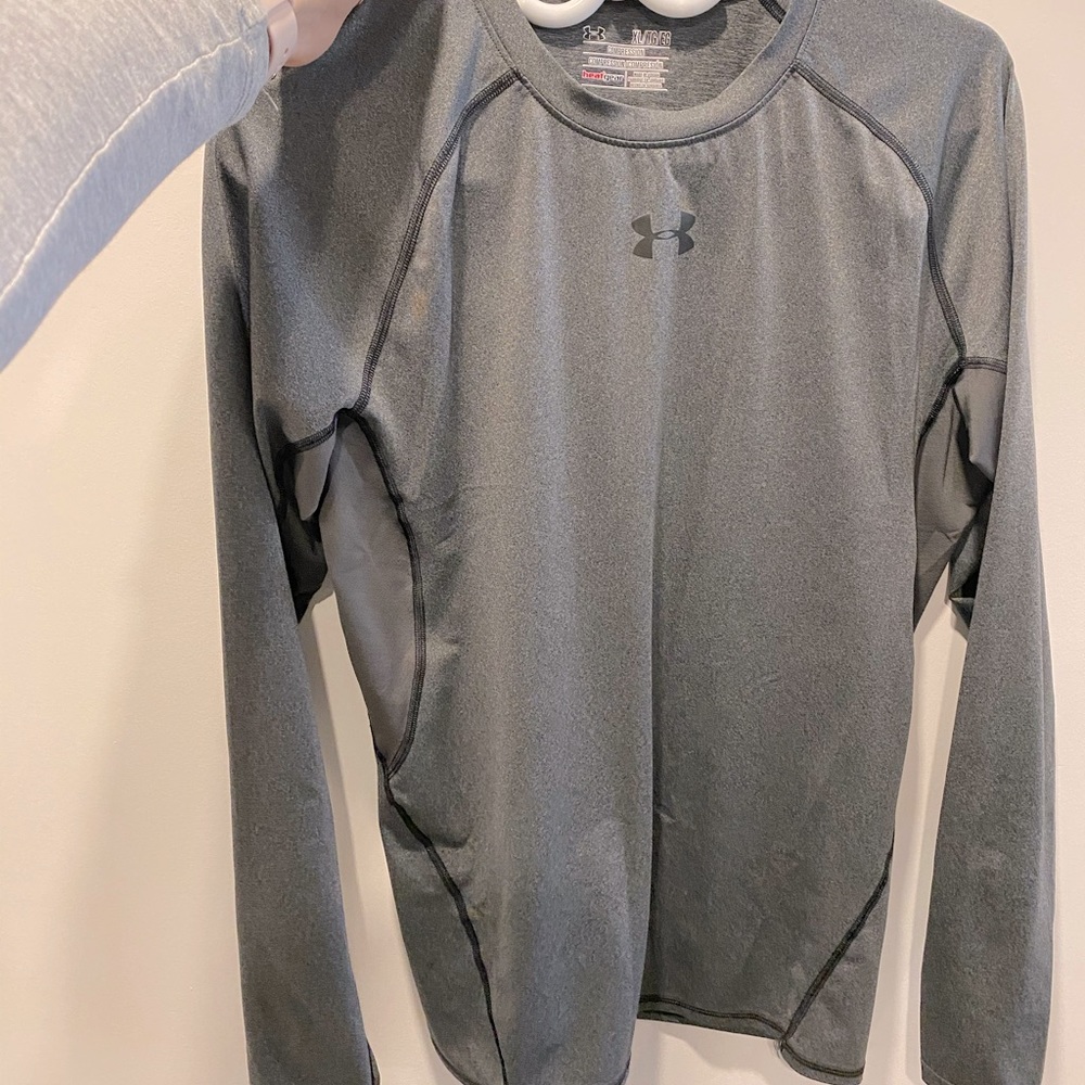 Youth XL Under Armour Long Sleeve